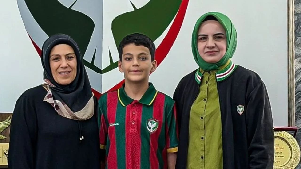 Amedspor, hayalini açıklayan İshak’ı ağırladı: Altyapıya aldı!